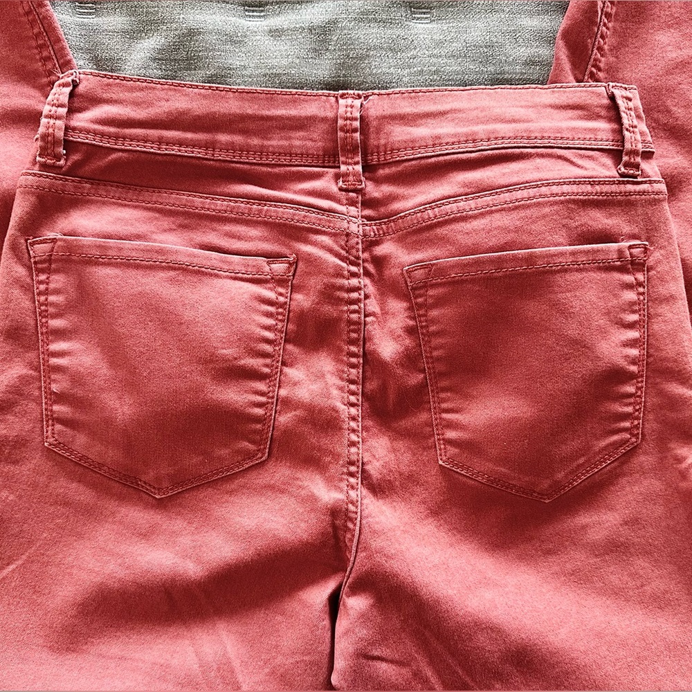 Time & Tru Mid-rise Skinny Jeans Size 8 - Picture 6 of 8